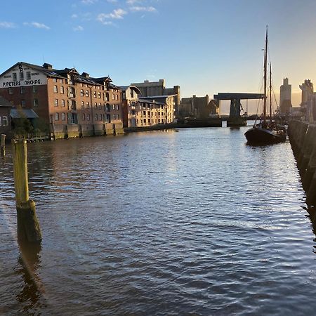 Simmerdeis Am Hafen 후줌 외부 사진